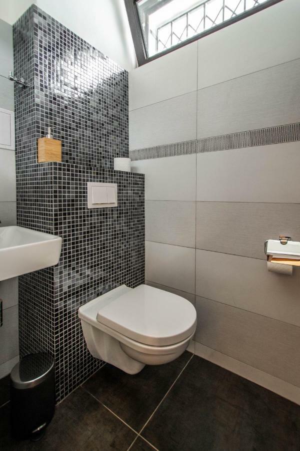 Stylish Apartments Close To Eden Garden براغ المظهر الخارجي الصورة